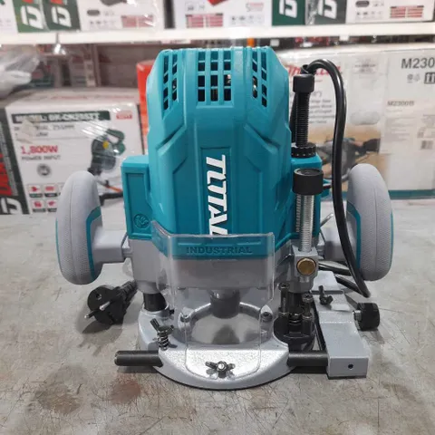 Máy phay gỗ Total TR111216 1600W - Dụng cụ tiện ích chất lượng cao cho công việc chế biến gỗ