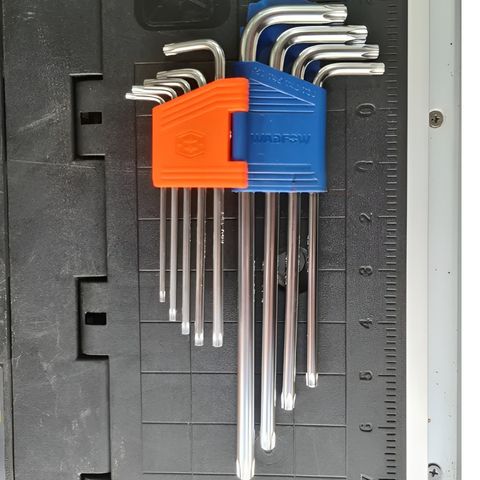 Bộ 9 Chìa Lục Giác Sao Dài T10-T50 Wadfow - Dụng Cụ Tiện Ích Chất Liệu Cr-V, Tay Vặn Siêu Dài, Đóng Gói Thẻ Trượt