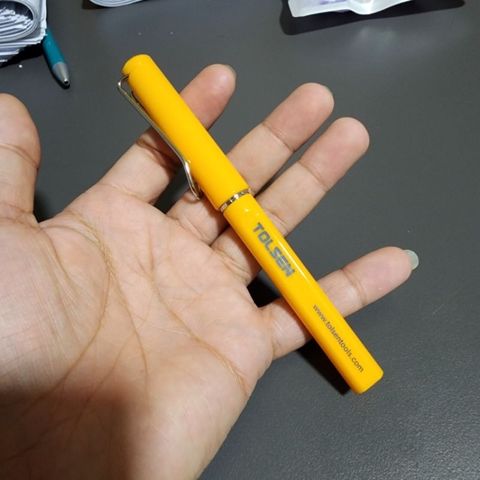 Bút Bi Nước Tolsen Chất Lượng Cao - Viết Mượt Mà, Màu Đen, Hàng Văn Phòng Phẩm Lý Tưởng