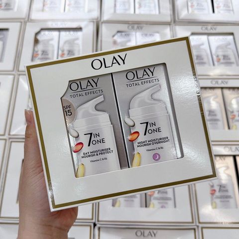 Set kem dưỡng ngày và đêm 7in1 Olay 37ml
