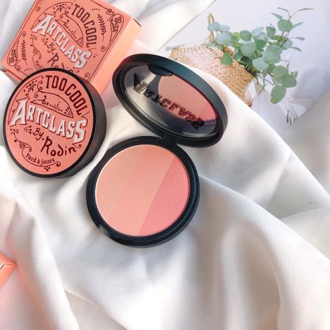 Phấn Má Hồng 3 Màu Too Cool For School Artclass By Rodin 9.5g - Makeup Blusher Siêu Mịn Cho Làn Da Rạng Rỡ