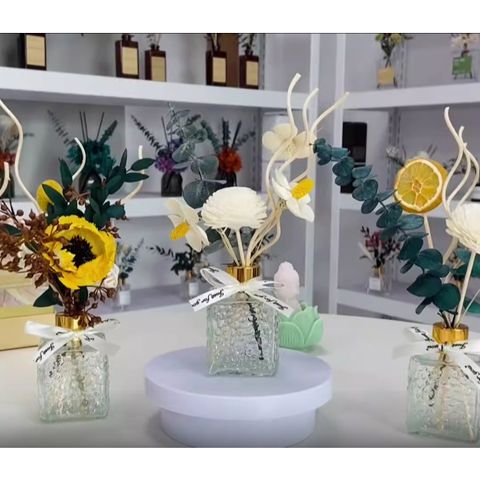 Tinh Dầu Nước Hoa Thơm Phòng Cao Cấp - Que Gỗ Khuếch Tán Hương Thơm Thư Giãn, Khử Mùi, Cải Thiện Giấc Ngủ, Giảm Stress