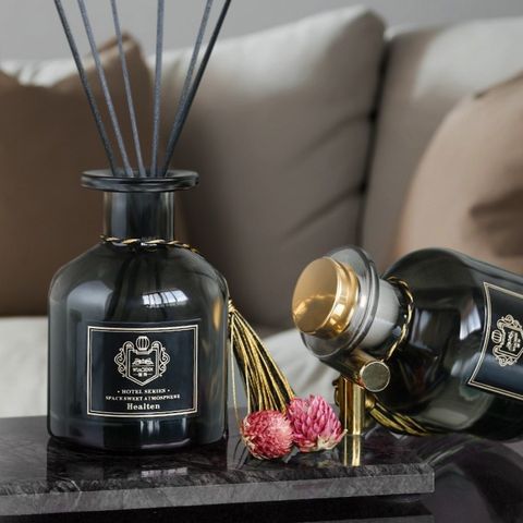 Tinh Dầu Thơm Phòng Khách Sạn W.IACHNN 100ml - Nước Hoa Que Gỗ Tự Khuếch Tán, Khử Mùi Không Khí, Thư Giãn, Chất Lượng Cao