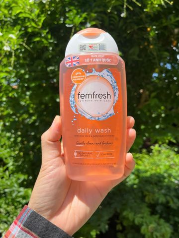 Dung Dịch Vệ Sinh Phụ Nữ Femfresh Daily Wash 150ml - Kháng Khuẩn, Dưỡng Ẩm, Hương Thơm Tự Nhiên, An Toàn cho Vùng Kín
