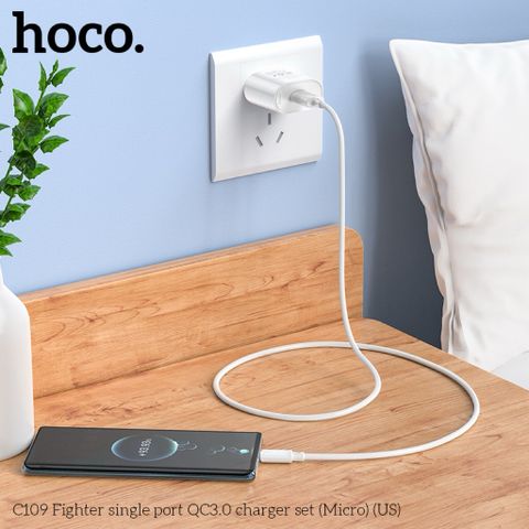 Bộ Sạc Nhanh 18W Hoco C109 Fighter QC3.0 Single Port - Sạc Di Động Tiện Lợi, Thiết Kế Nhỏ Gọn, Bao Gồm Cáp 1m