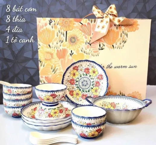 Bộ Bát Ăn Sứ Cao Cấp Châu Âu - 8 Bát, 8 Thìa, 8 Đũa, 4 Đĩa - Hoa Văn Nghệ Thuật Sang Trọng, Quà Tặng Lý Tưởng Cho Mọi Dịp