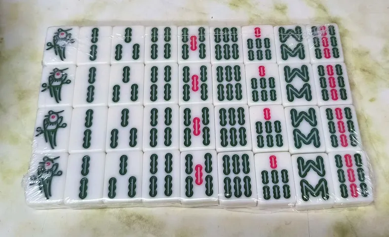Bộ Cờ Mạt Chược Size Lớn 40mm - 144 Quân Cao Cấp, Phụ Kiện và Túi Đựng Đẹp, Trò Chơi Gia Đình và Bạn Bè