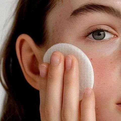 Toner Pad BABE Stop AKN Kiểm Soát Dầu và Giảm Mụn - Sản Phẩm Chăm Sóc Da Hàng Đầu từ Tây Ban Nha