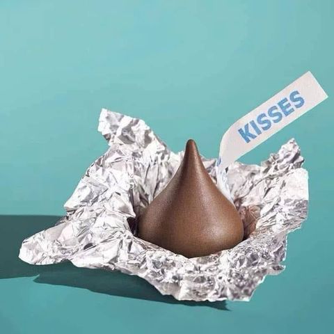Kẹo Socola Kisses Hershey 1,58 Kg - Socola Sữa Nguyên Chất Thơm Ngon, Quà Tặng Lý Tưởng Cho Mọi Dịp