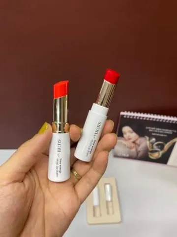 Set son  SU:M37 Time Energy Moist Lip Balm 6g màu đỏ + cam