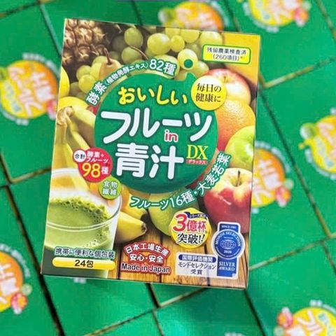 Bột uống rau xanh vị trái cây Oishii Fruits in Aojiru DX Japan 24 gói