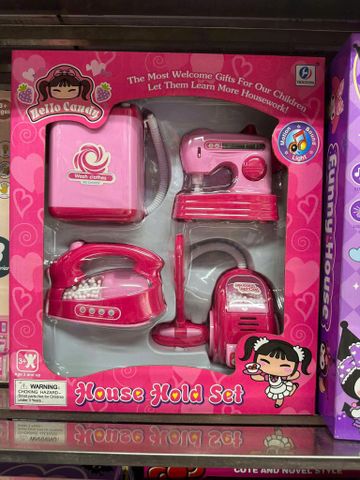 Bộ đồ chơi gia đình Hello Kitty House hold set gồm 4 món đồ gia dụng có đèn và âm thanh YH858-1 giao ngẫu nhiên