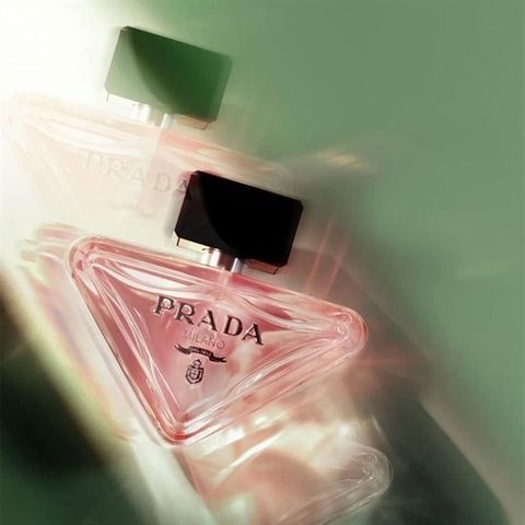 Nước hoa Prada EDP 7ml - Hương thơm quyến rũ, sang trọng cho mọi dịp, tối ưu lưu hương, món quà hoàn hảo cho tín đồ thời trang.