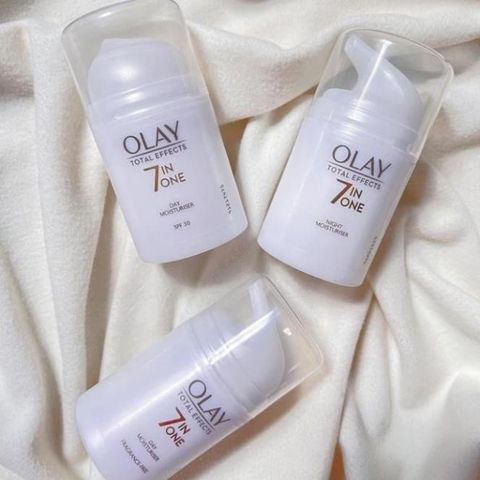 Kem dưỡng Olay UK 7 in 1 Total Effect Dưỡng trắng ngừa lão hóa Ngày & Đêm 50ml