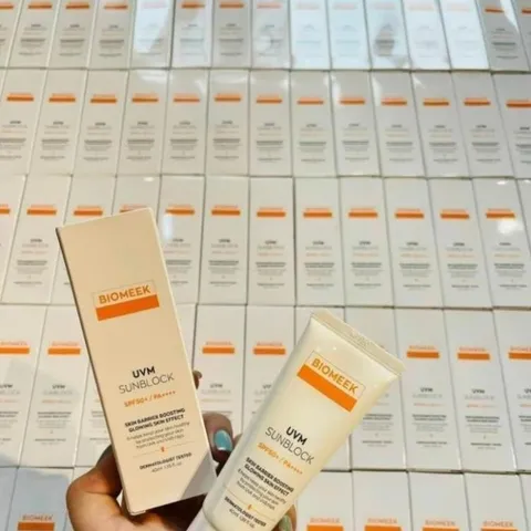 Kem Chống Nắng Biomeek huyết tế bào UVM Suncream Và UVM Multi Active Suncream 40ml
