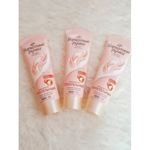 Kem dưỡng Da tay SILKY HANDS 80ml của Nga