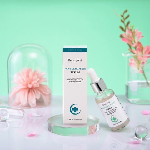 Serum PHARMAFORM Acne Clarifying 30ml Giảm Mụn Kiềm Dầu Se Khít Lỗ Chân Lông