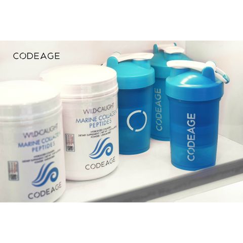 Bình Lắc Codeage, Bình Shaker Codeage, Bình Nước Tiện Dụng Codeage 3 Ngăn Đựng Bột Và Thuốc 500ml