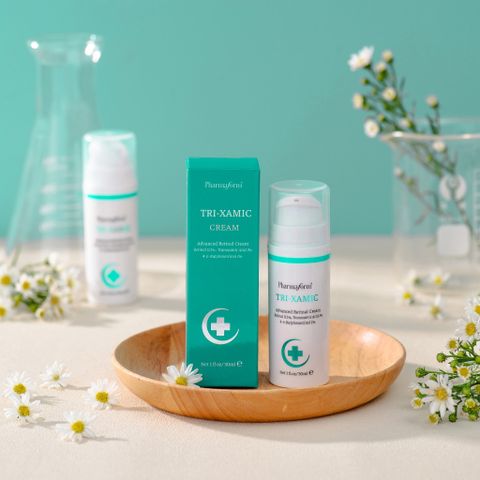 Kem Dưỡng làm sáng da, cải thiện thâm nám PHARMAFORM  Tri-Xamic Cream