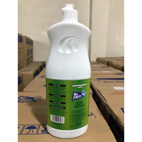 Nước Rửa Chén Bát Mr.Fresh 820ml - Đậm Đặc Tinh Dầu Trà Xanh & Quế, An Toàn Cho Da, Khử Mùi Hiệu Quả, Giúp Rửa Sạch Tinh Tế