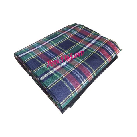 Tấm Bạt Picnic Cao Cấp 1.8m x 1.6m Kẻ Caro - Chống Thấm, Tiện Lợi Cho Dã Ngoại, Du Lịch, Sạch Sẽ & Gọn Gàng