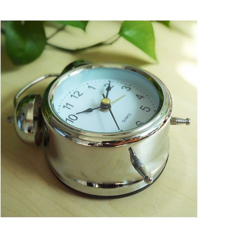 Đồng Hồ Báo Thức Inox Cổ Điển 2 Chuông - Màu Ngẫu Nhiên, Kiểu Dáng Nhỏ Gọn, Chạy Êm, Có Đèn LED Xem Giờ Tối