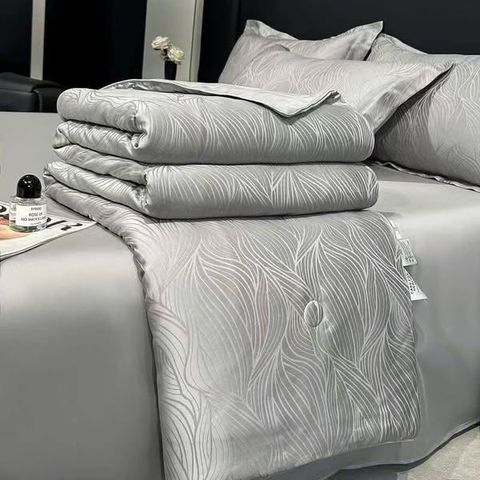 Bộ chăn ga gối Tencel Jacquard Cao Cấp - Chất Liệu Siêu Mềm, Thoáng Mát, An Toàn Cho Làn Da Nhạy Cảm - Giấc Ngủ Ngọt Ngào Hàng Đêm