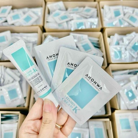 Kem Dưỡng Phục Hồi Ahohwa Vitamin K - Giảm Giãn Mao Mạch, Cải Thiện Da Nhạy Cảm, Dưỡng Ẩm Sâu, Phục Hồi Làn Da Mịn Màng 12g