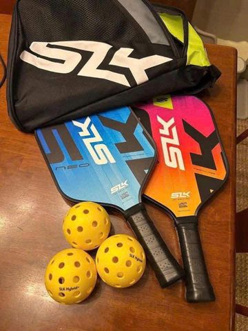 Bộ sản phẩm vợt Pickleball 2024 SLK Neo by Selkirk - 2 vợt, 1 túi, 3 bóng - Dành cho người mới bắt đầu, chất lượng đảm bảo, USAP Approved