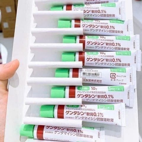 Kem dưỡng mờ sẹo Gentacin Nhật Bản 10g
