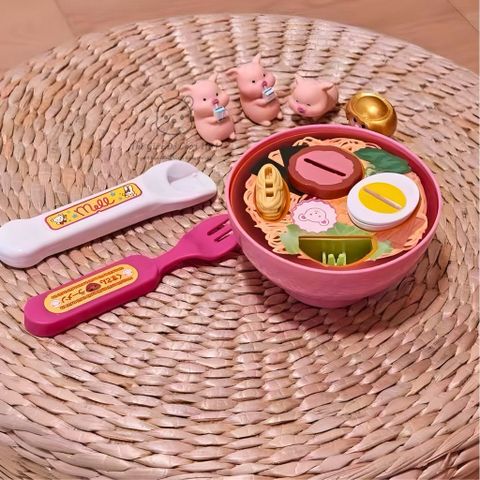 Đồ Chơi Tập Đút Ăn Cho Bé Gái - Mô Hình Kem, Cơm Bento, Mì Ramen, Thạch Pudding - Phát Triển Kỹ Năng Tự Lập, Khuyến Khích Sáng Tạo