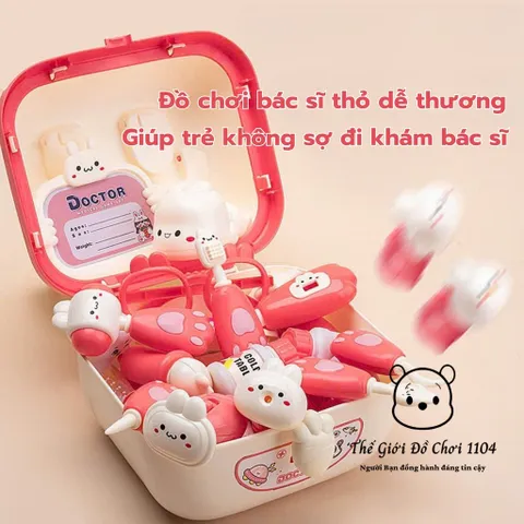 Bộ bác sĩ đồ chơi Montessori cho bé – Vali đựng dụng cụ y tế dễ thương, học mà chơi
