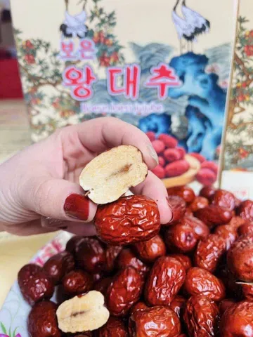 Táo Đỏ Sấy Khô Samsung Gyeongsan Hàn Quốc (1kg) - Hạt Dinh Dưỡng Ngon Miệng, Giàu Vitamin và Chất Khoáng, Thực Phẩm Lành Mạnh