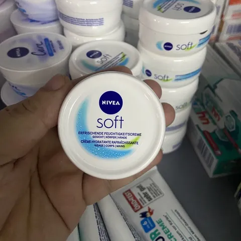 Kem Dưỡng Da Nivea Soft 50ml - Kem Dưỡng Ẩm Đa Năng Cho Mọi Loại Da, Hương Thơm Dễ Chịu, Phù Hợp Cho Mặt Và Cơ Thể