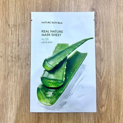 Mặt Nạ Dưỡng Da Nature Republic Real Nature Mask Sheet Hàn Quốc - Hương Lô Hội, Cà Chua, Cam, Hoa Hồng - Cấp Ẩm và Thư Giãn Da