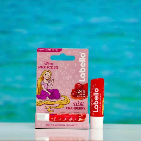Son dưỡng Labello Wild Cranberry Disney Princess – Dưỡng ẩm 24h, Môi mịn màng, Hồng tự nhiên, Quà tặng xinh xắn