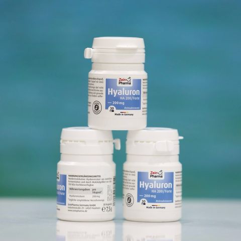Viên uống Hyaluron Forte HA 200mg cấp  nước cấp ẩm cho làn da căng bóng.