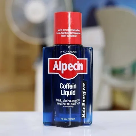 Dầu Massage Kích Thích Mọc Tóc Alpecin Coffein 200ml - Sản Phẩm Hỗ Trợ Tóc Mịn Màu Đức