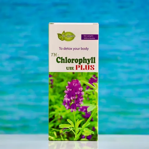Nước Diệp Lục TH-Chlorophyll UIE PLUS 500ml - Giải Pháp Thanh Lọc Tự Nhiên, Hỗ Trợ Tiêu Hóa và Cải Thiện Sức Khỏe