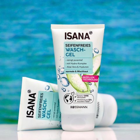 Sữa Rửa Mặt ISANA Lô Hội 150ml - Gel Làm Sạch Dịu Nhẹ Cho Da Thường & Da Hỗn Hợp, An Toàn Cho Da Nhạy Cảm