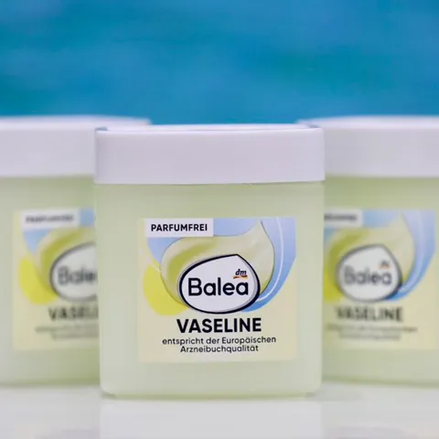 Kem Dưỡng Nẻ Vaseline Balea - Dưỡng Ẩm Đa Năng An Toàn Cho Da Nhạy Cảm, Chất Lượng Chuẩn Đức