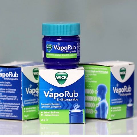 Dầu Bôi Ấm Ngực Wick 25g - Giúp Chống Cảm Lạnh, Nghẹt Mũi và Giảm Ho Cho Trẻ Em và Người Lớn