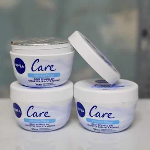 Kem Dưỡng Ẩm Nivea Care Intensive Pflege, 200 ml