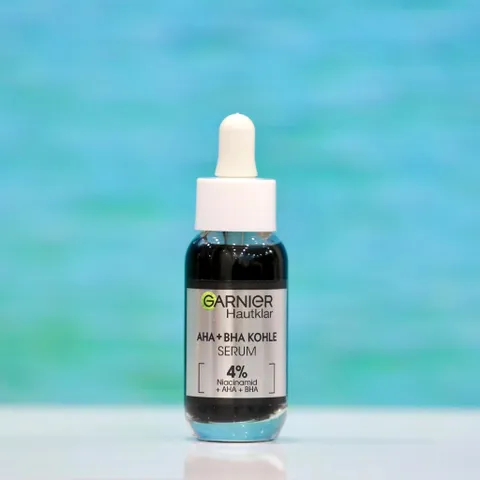 Huyết thanh Garnier AHA + BHA than hoạt tính 30ml - Giải pháp làm sạch sâu, kiểm soát dầu nhờn, giúp da sáng khỏe hơn