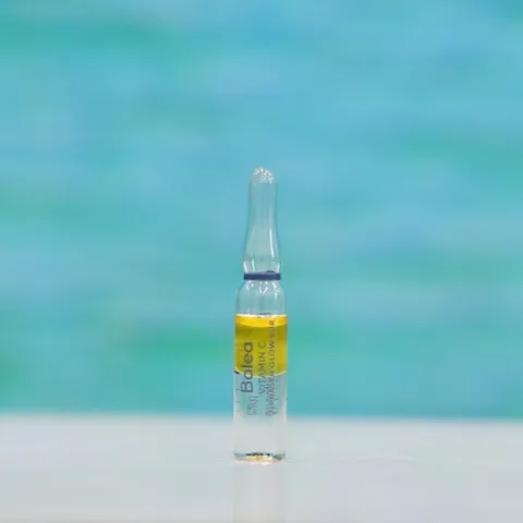 Huyết Thanh Balea Vitamin C 2-Phasen Glow Kur - Ampoule Chăm Sóc Da Sáng Mịn, Cung Cấp Độ Ẩm, Không Chứa Hương Liệu - Hộp 7 ống 2ml