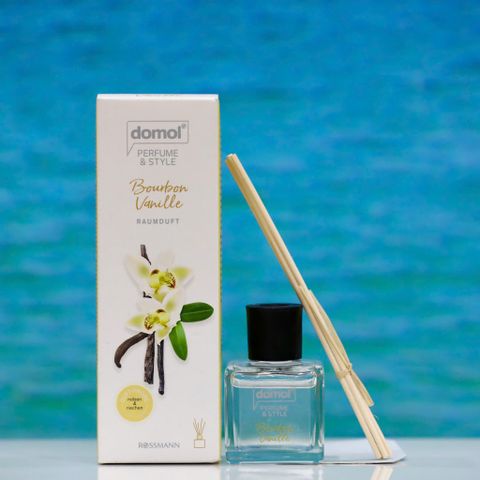 Nước Hoa Thơm Phòng Domol Bourbon Vanille 50ml - Tạo Không Gian Ấm Áp Với Hương Vani Tự Nhiên, An Toàn Cho Gia Đình