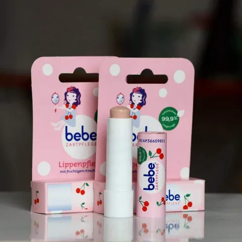 Hàng Đức Son dưỡng môi trẻ em Bebe chiết xuất từ thiên nhiên