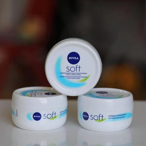 Kem Dưỡng Da Nivea Soft 200ml - Hàng Nội Địa Đức, Dưỡng Ẩm Mịn Màng Cho Mọi Loại Da, Chống Khô Nẻ, Duy Trì Độ Ẩm, Dễ Dàng Thấm ướt