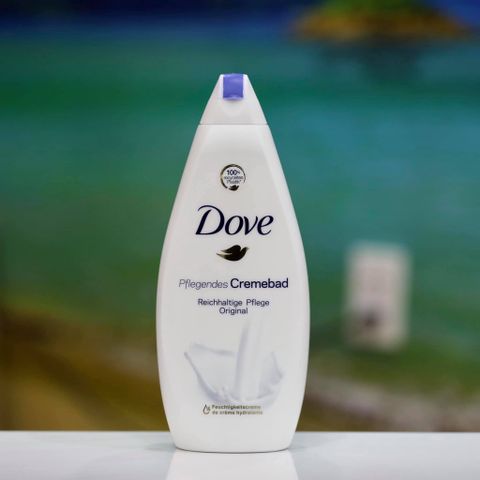 Sữa Tắm Dove 750ml - Dưỡng Ẩm, Làm Trắng Da, Không Nhờn Rít, Giúp Da Mịn Màng và Tràn Đầy Sức Sống