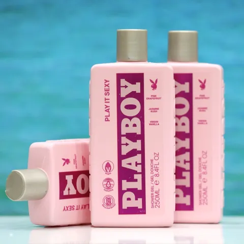 Sữa tắm Playboy màu hồng Play It Sexy, 250ml